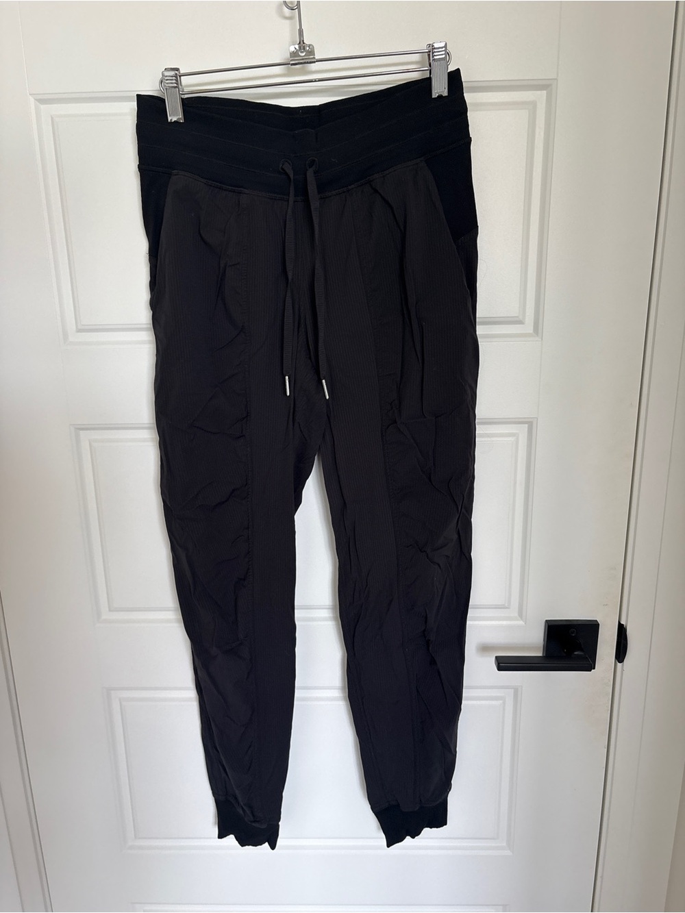 Lululemon dance studio joggers